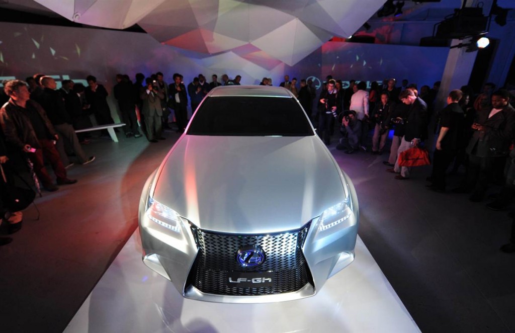 New york Auto Show - Lexus LF GH Hybrid
