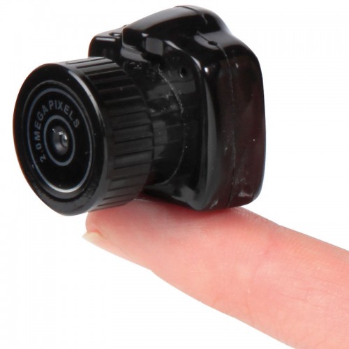 Hammacher Schlemmer’s smallest camera