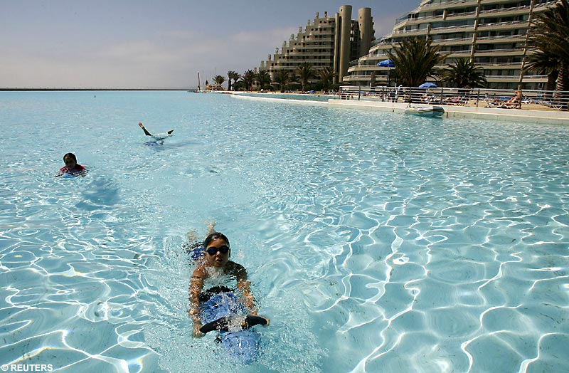 San Alfonso Dal Mar has the largest swimming pool in the world