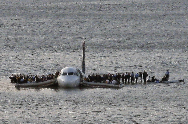 Plane crashed in Hudson river